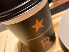-星巴克臻选(世茂广场店)