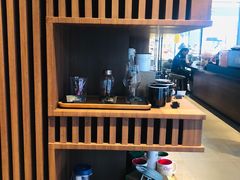 -星巴克(杭州湖滨银泰E区店)