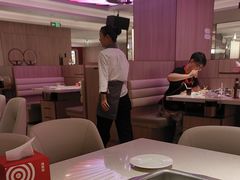 -海底捞火锅(杭州庆春路夜宵主题店)