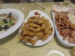-雪湖煜辰鱼头老店(雪野湖店)