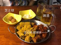 -BHC炸鸡(明洞总店)