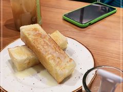 -何妹湿辣牛肉·粤式烧烤砂煲(桂雅路店)