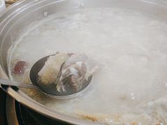 -16年老字号鑫鑫猪肚鸡·椰子鸡海南火锅(兴隆华侨农场店)
