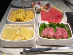-海底捞火锅鲜切牛肉主题店(长寿路店)