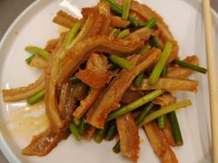 -郑享吃烧烤烩面(红专路店)