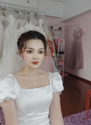 -贺贺新娘造型婚纱店