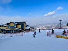 -中旅松花湖滑雪场