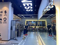 -VLines耀能运动24小时·月付制健身(京广桥店)