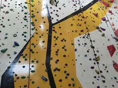 -问山MountQuest攀岩馆