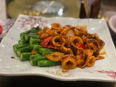 芥兰炒鲜鱿鱼筒-大门水乡·顺德菜