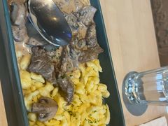 -LENBACH兰巴赫西餐啤酒坊(大连东港店)
