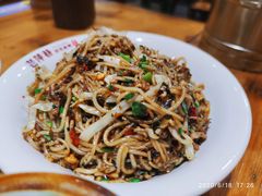 萍乡炒粉-老萍巷•莲花血鸭(楚萍店)