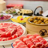性价比也是超级高的~手工蛋饺：皮薄里边肉馅多