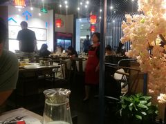 -尚尚仙·酸汤猪手·猪肚鸡火锅(华联万柳购物中心店)