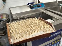 -锅贴大王南翔小笼(临沂二村店)