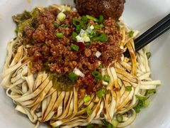 特色川味杂酱面-上海特色小笼店(铁岭路90弄小区店)