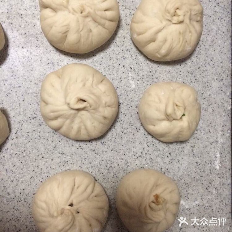 自制芽菜肉包子做法