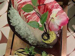 -洪氏嗨捞·广东猪肚鸡·椰子鸡火锅(西咸万象城店)