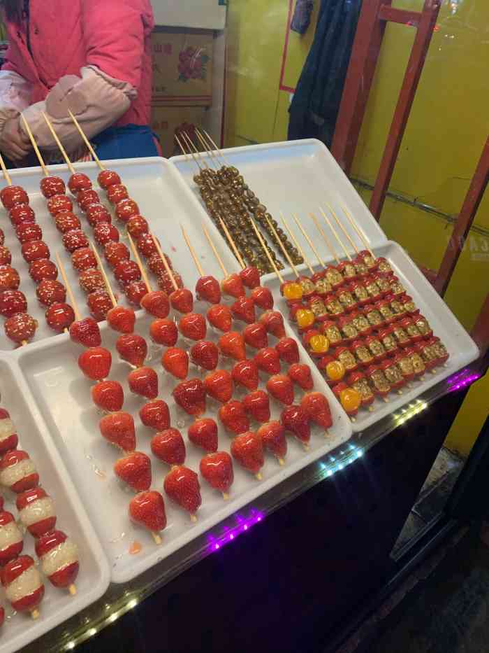 天津大糖堆-"没有人可以拒绝草莓糖葫芦!大冬天的."-大众点评移动版