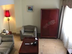 -屋顶顶城市·江景酒店-客房部