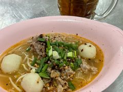 柠檬酸辣汤粿条-榮泰米粉湯(Left Shop)