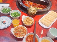 -袁老四火锅店(桐丘南路店)