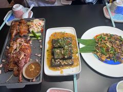 -桥边小楼·手工云南菜·古城观景小楼