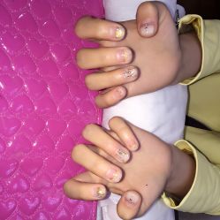 -百利悠专业美甲沙龙