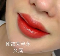 -双双化妆造型工作室