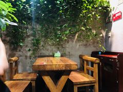 -万记麻辣烫国展总店