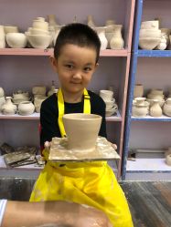 -泥娃娃DIY陶吧(易生活购物公园店)