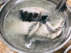 虱目鱼汤-刘里长鸡肉饭