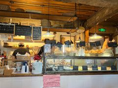 面包甜点陈列柜-仙峰天然面包(迎宾路店)
