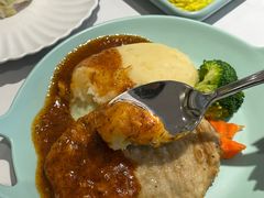 猪肉饼土豆泥-库滋明·俄罗斯特色美食(中央大街店)
