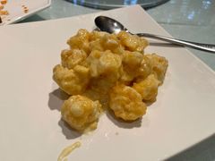 沙律明虾球-东方明珠老上海8号餐厅
