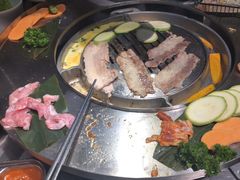 -哈哈碳都·牛肋条无限自助烤肉(台江万达店)