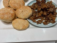 -梅利汴京烤鸭•开封豫菜地标店(东大街店)