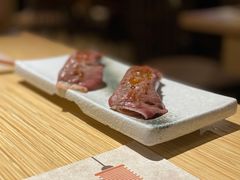 生牛肉火炙寿司-舞漁日料美人胶原锅(陆家嘴中心店)