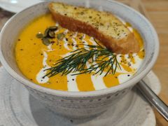 -Mark&Mars Restaurant