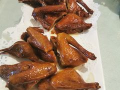 脆皮乳鸽-老东吴食府(雅都店)