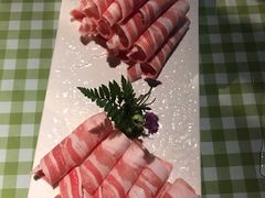 苏尔特草原高钙小羊肉-番食园鲜食火锅(高新店)