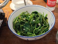 -壹湖两岸·鱼鲜山里菜(东江湖店)