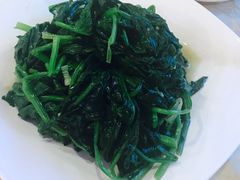 -维吾尔餐厅(宜山路店)