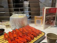 -肥肥虾庄·金牌油焖大虾(汉街SKP店)