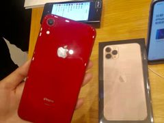 -Apple零售店(华贸购物中心店)