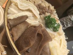 -毛肚向右·川渝毛肚王(经开永旺店)