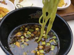 -乡党臊子面(丰庆公园店)