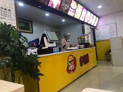 -迈德堡清真汉堡连锁(张家川店)