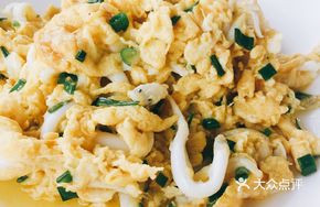 Silver Fish Stir-fried with Duck Eggs