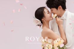 -挪娅婚纱摄影皇家会所
